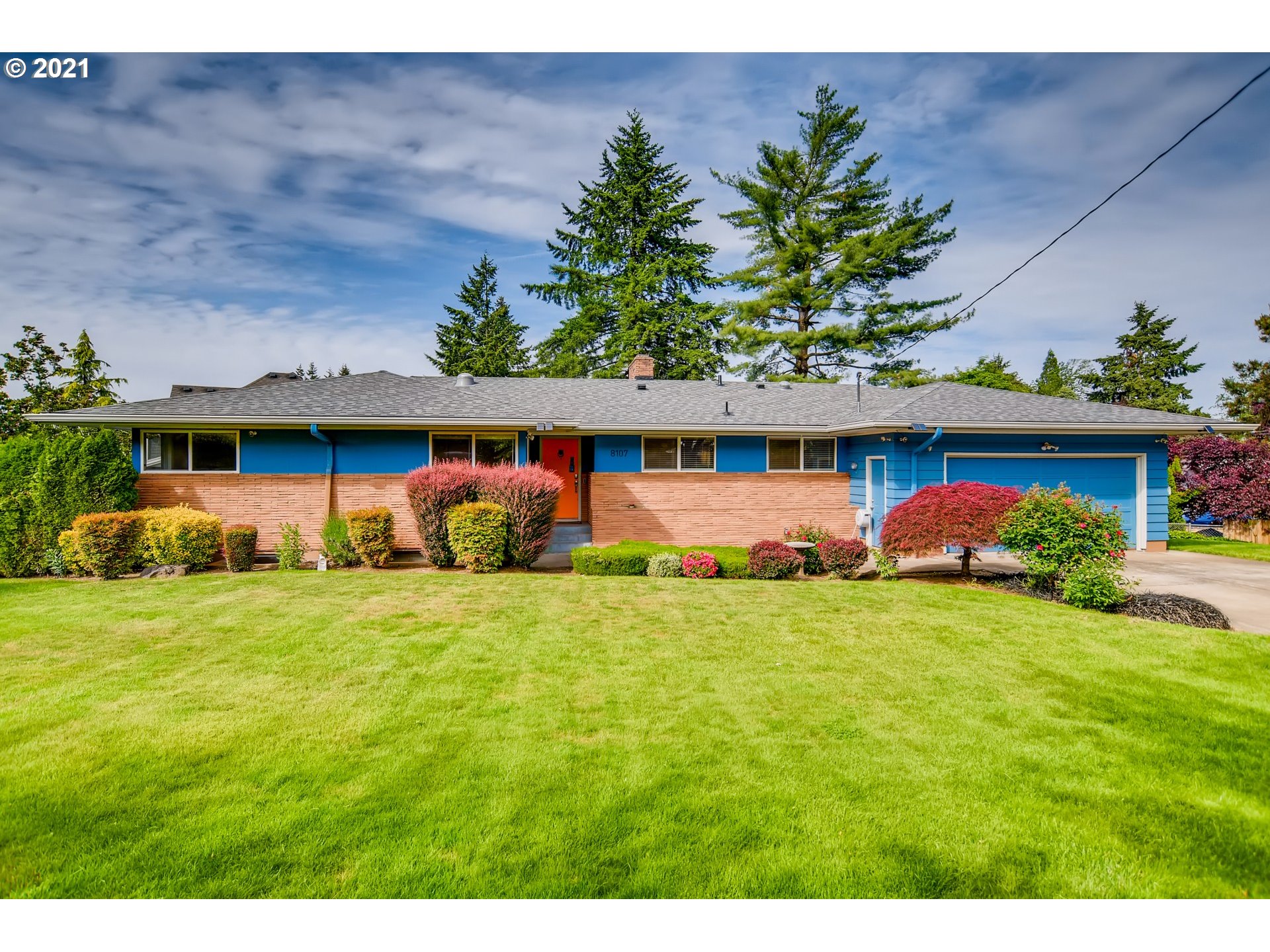 Strawberry Ln, Milwaukie, OR 97267