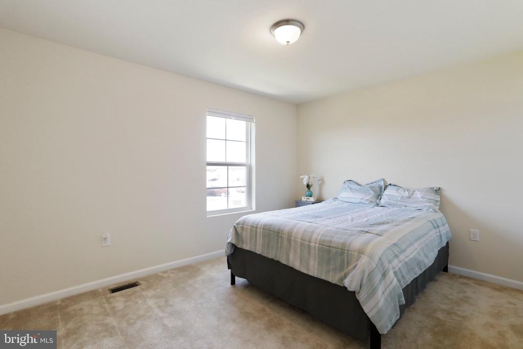 Eurasian Dr, Bunker Hill, WV 25413 #1