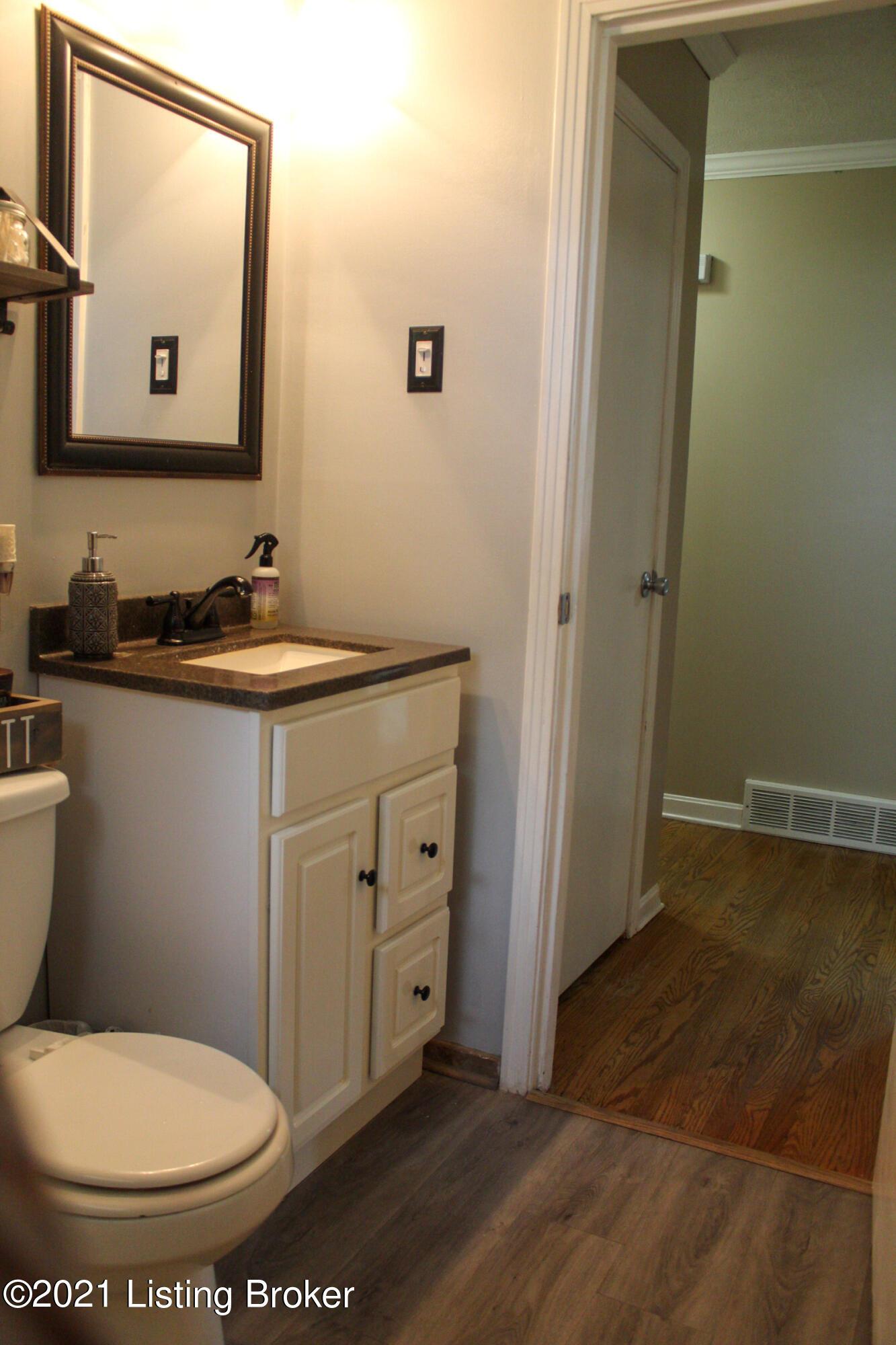 Sherrard Dr, Louisville, KY 40258 #1