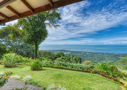 B and B Opportunity with incredible views in Bejuco, Uvita