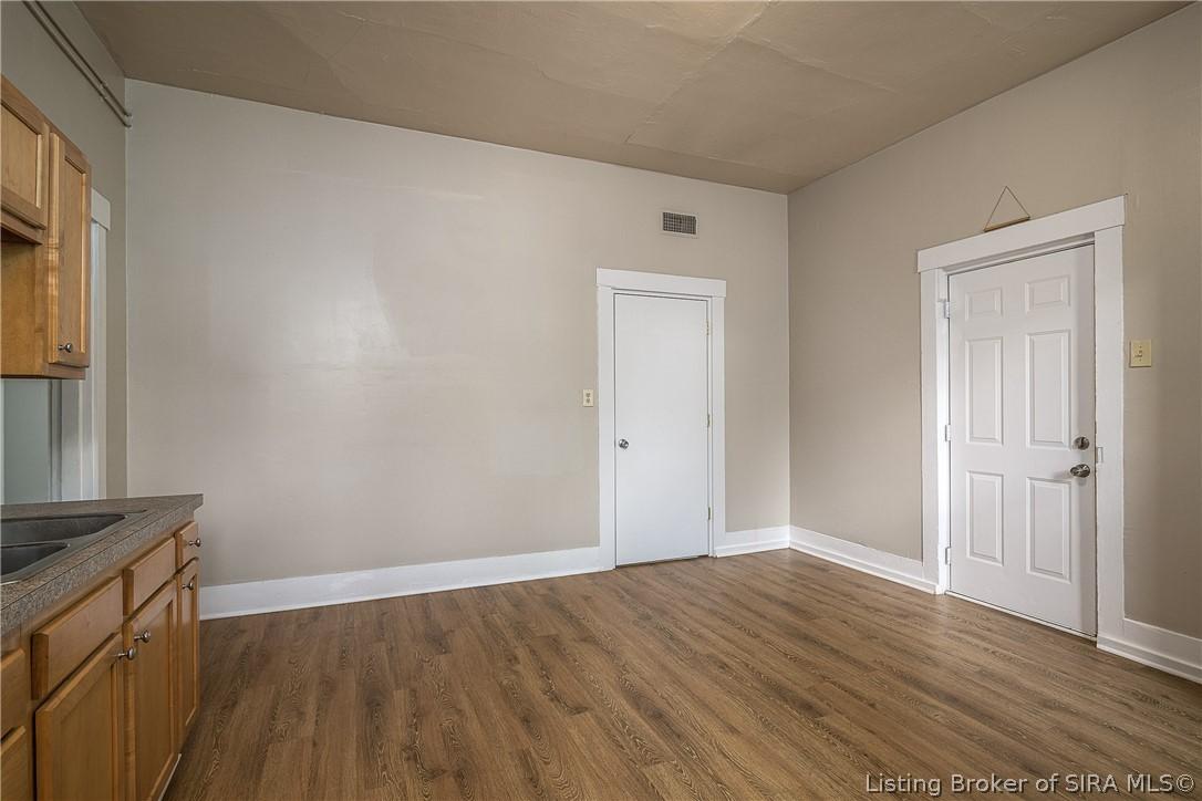 Cherry St, New Albany, IN 47150 #1