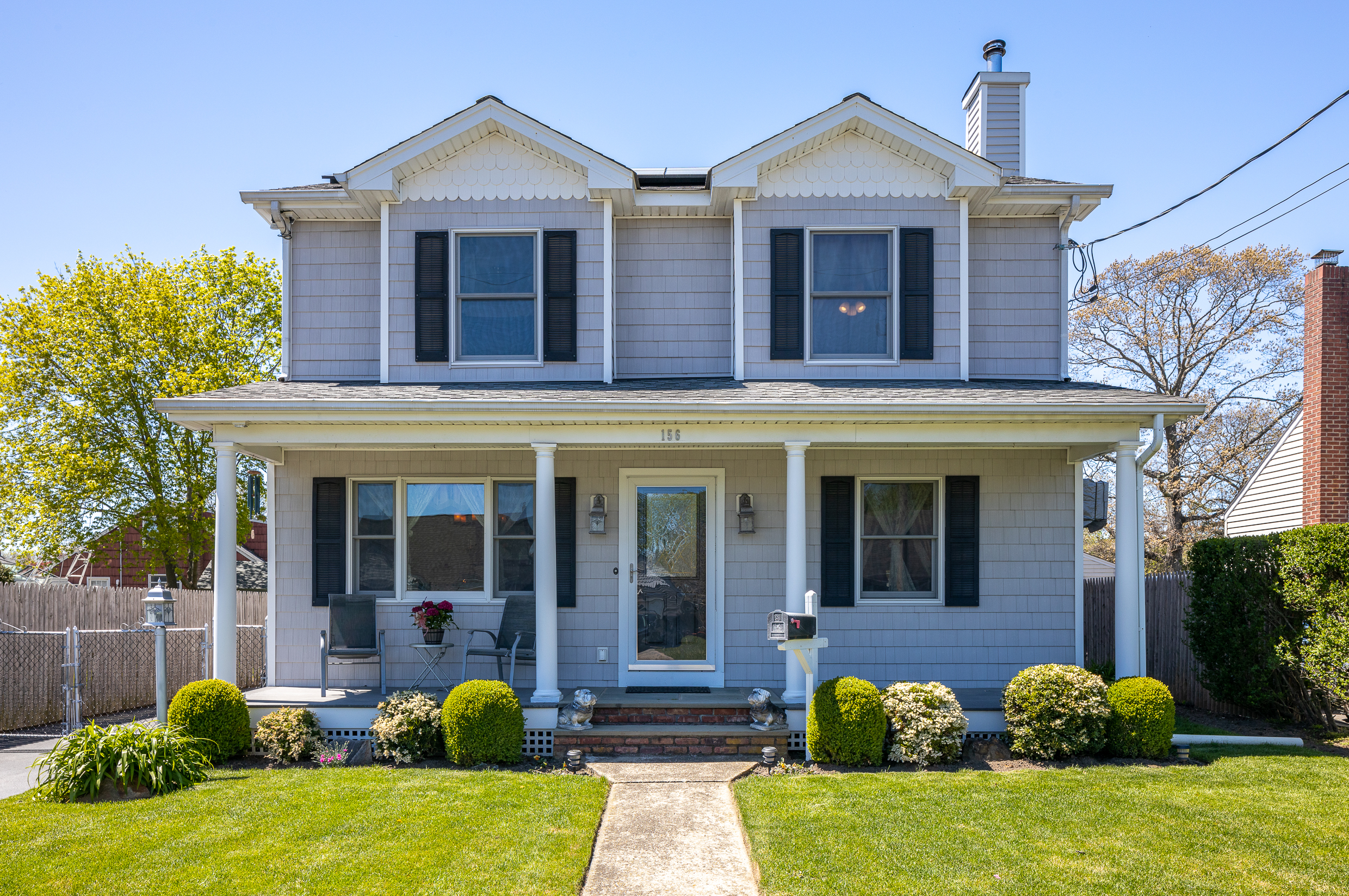Grove Ave, Patchogue, NY 11772
