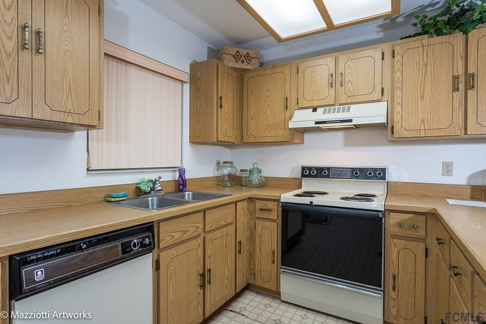 Westchester Ln, Palm Coast, FL 32164