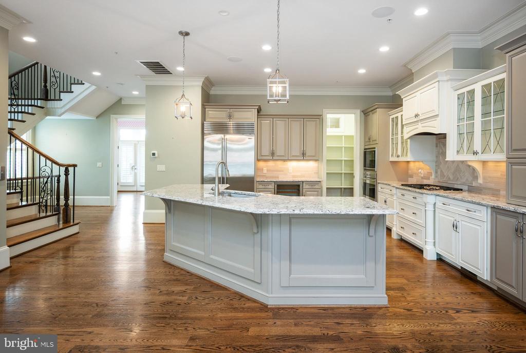 Winchester St, Fredericksburg, VA 22401 #1