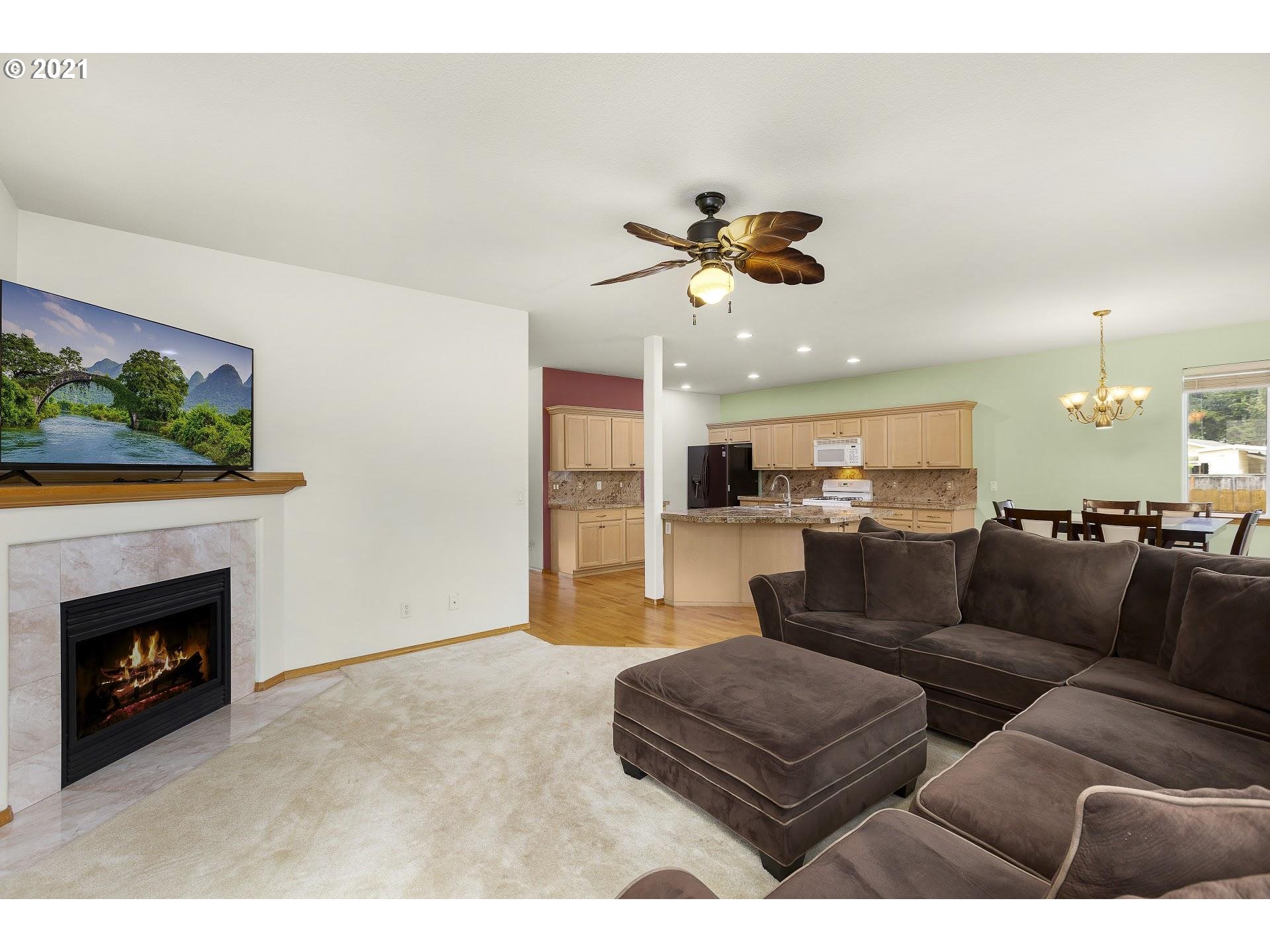 1st Ct, Hillsboro, OR 97124 #1