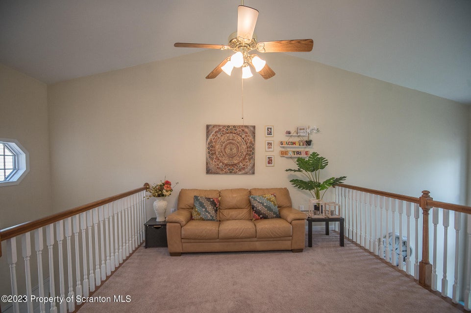 Keyser Ave, Scranton, PA 18504 #1
