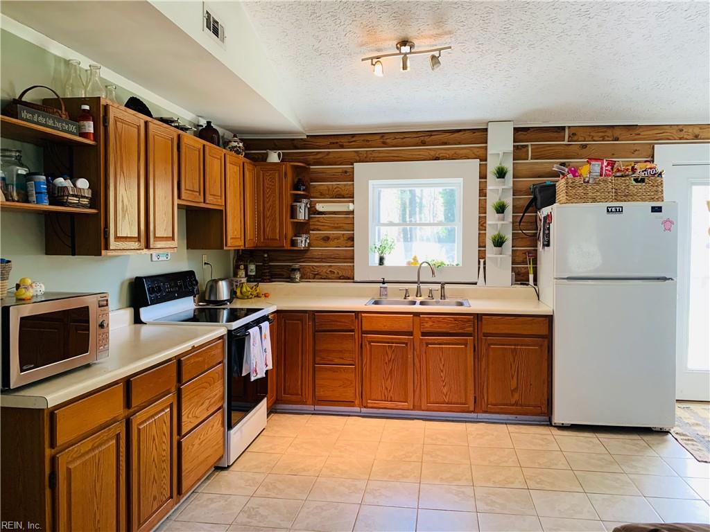 Orchard Cove Rd, Locust Hill, VA 23092 #1