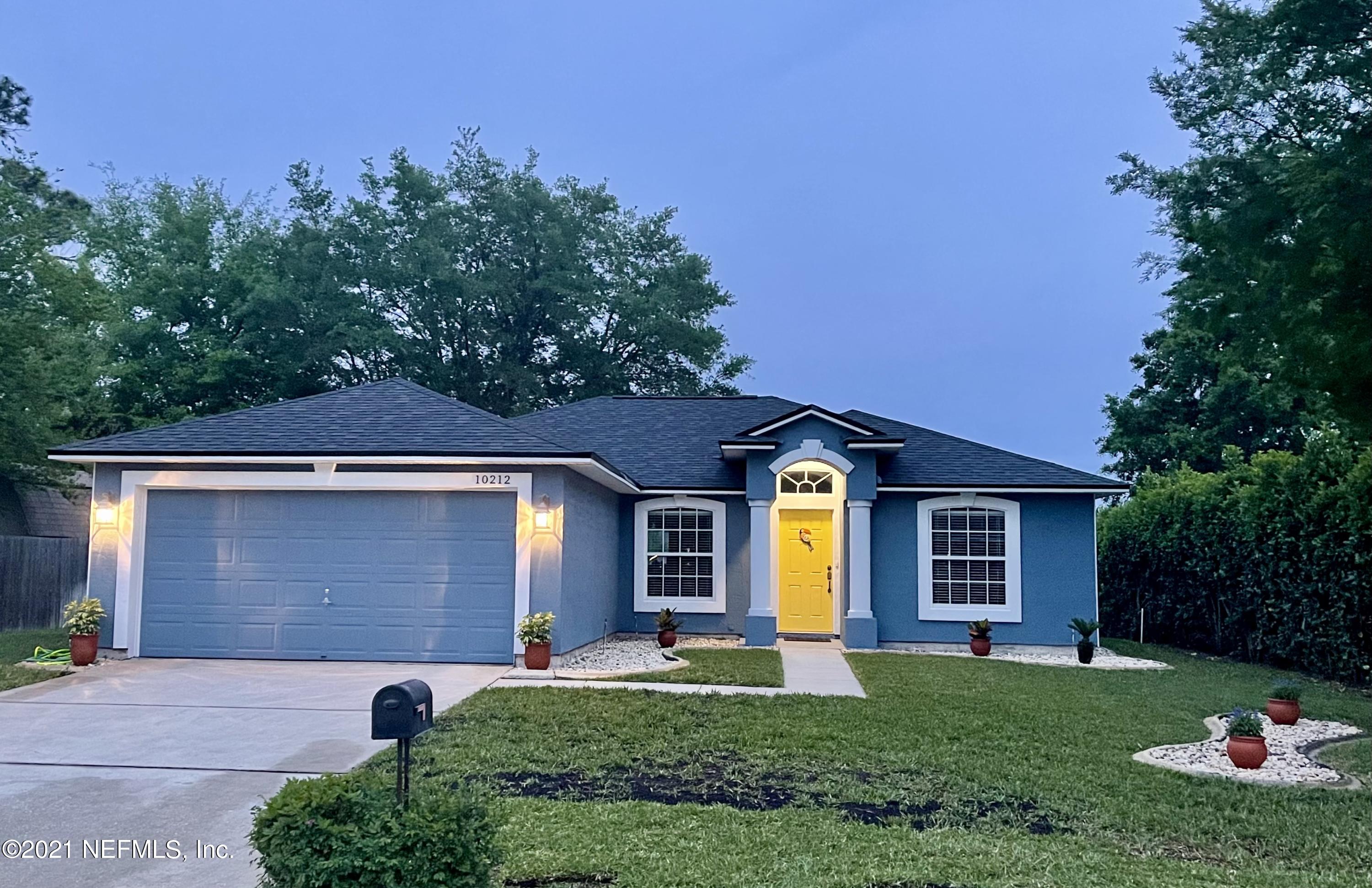 Rising Mist Ln, Jacksonville, FL 32221