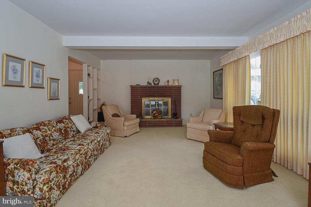 Valley View Ave, Keyser, WV 26726