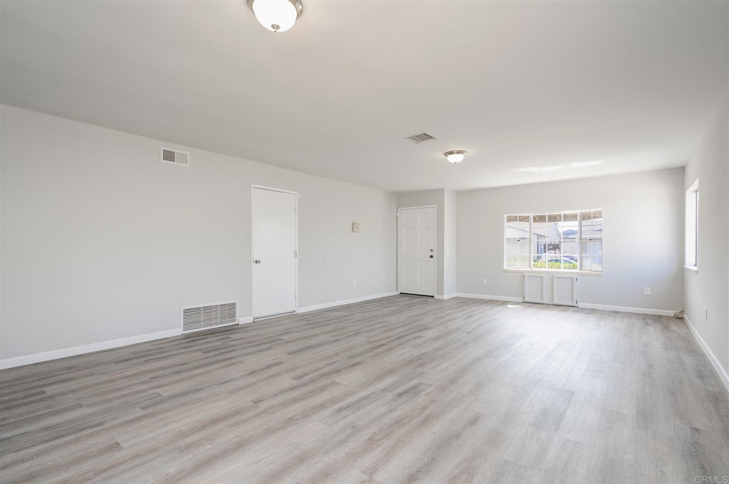 Raedel Dr, San Diego, CA 92154