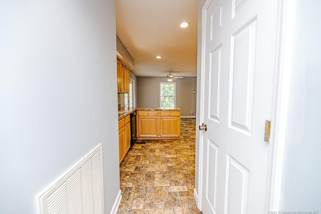Grassmere Ct, Sanford, NC 27330