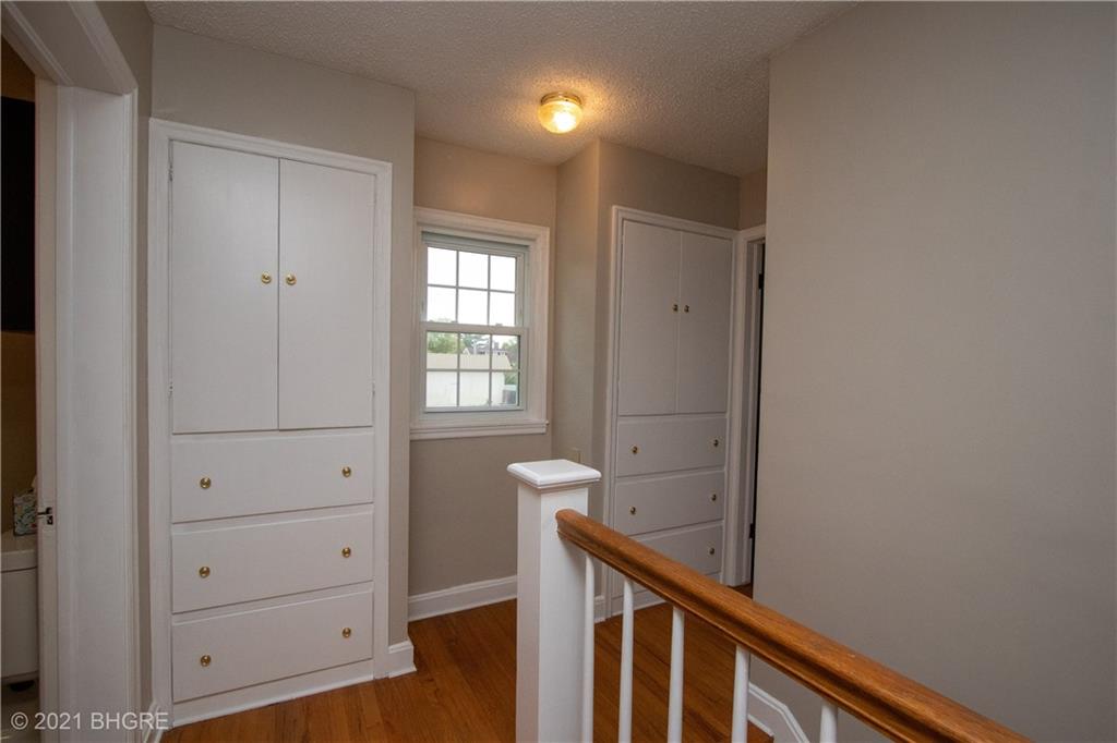 36th St, Des Moines, IA 50311