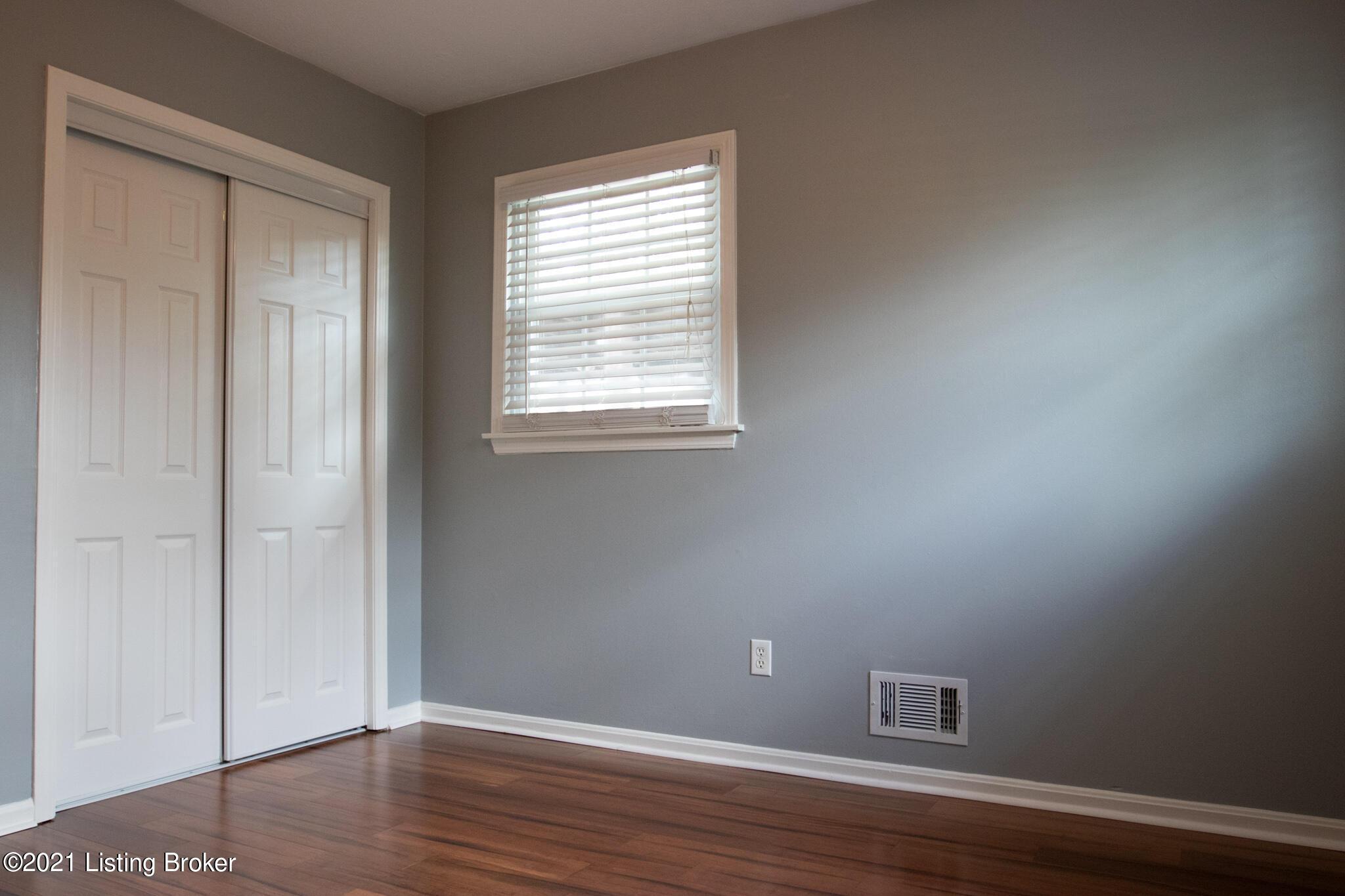 Huberta Dr, Louisville, KY 40216 #1