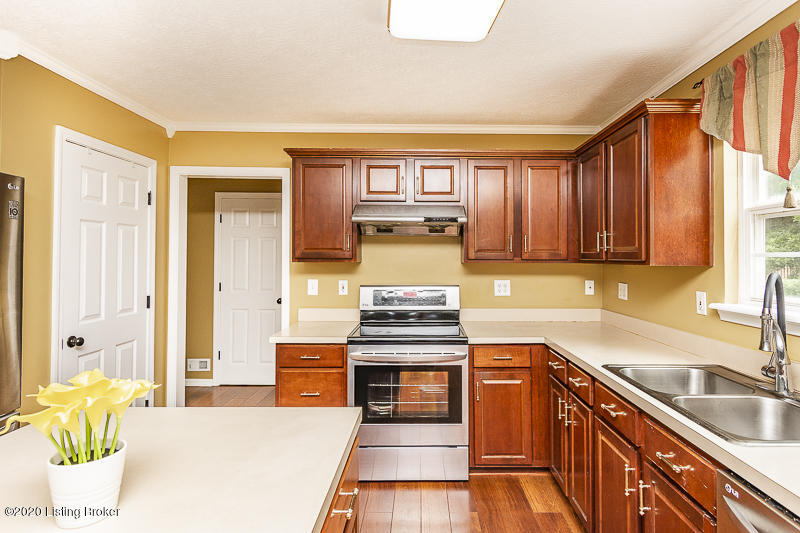 Brownsboro Glen Rd, Louisville, KY 40241