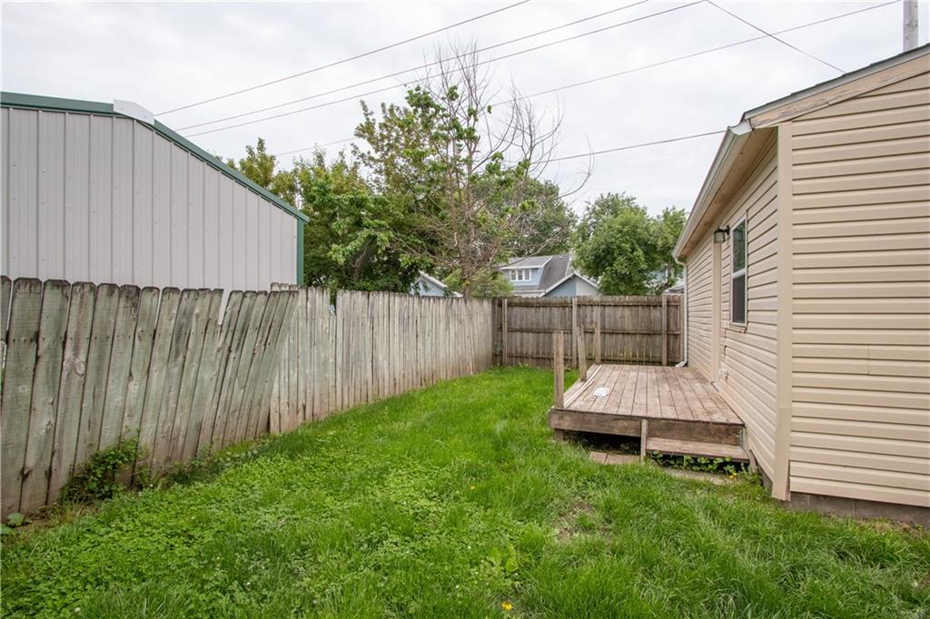 E St, Indianola, IA 50125