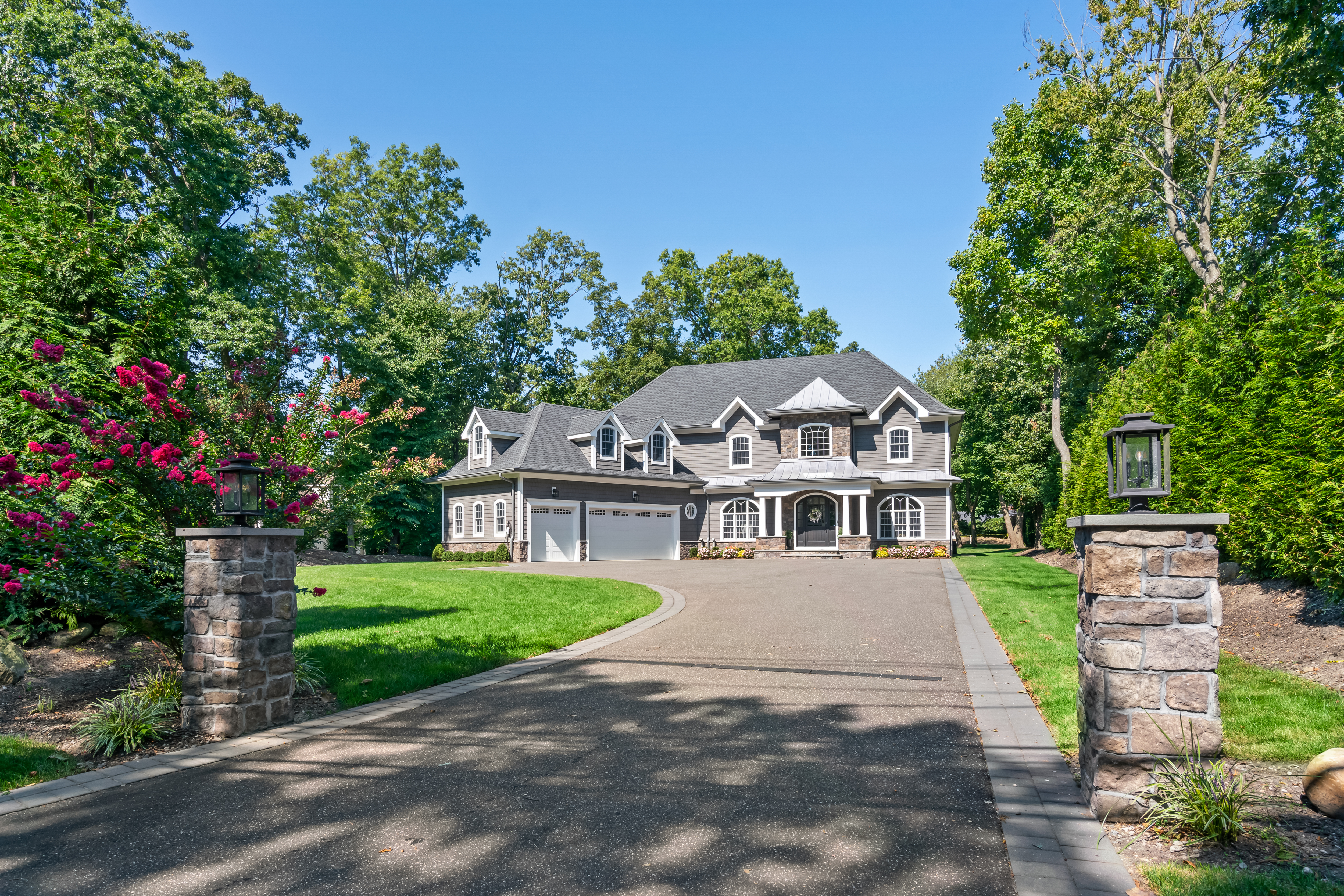 383 Vanderbilt Parkway, Dix Hills, NY 11746