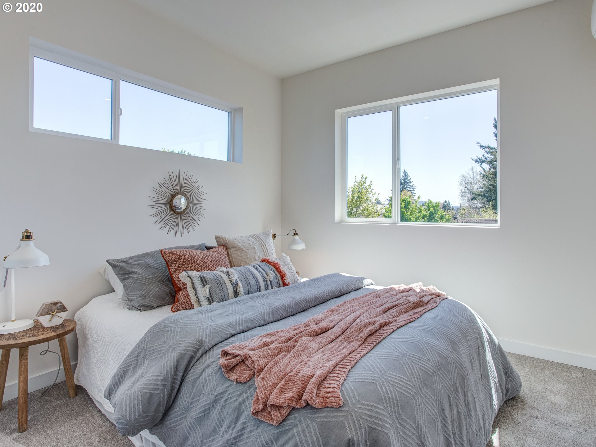 Holladay St, Portland, OR 97213 #1