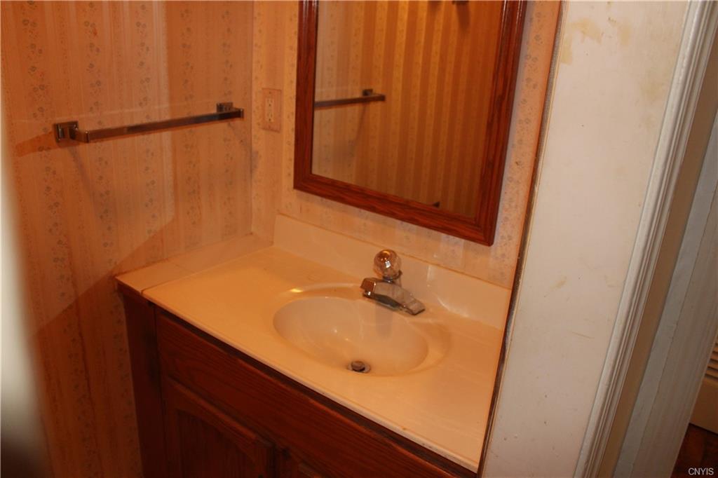 Buckingham Ave, Syracuse, NY 13210 #1