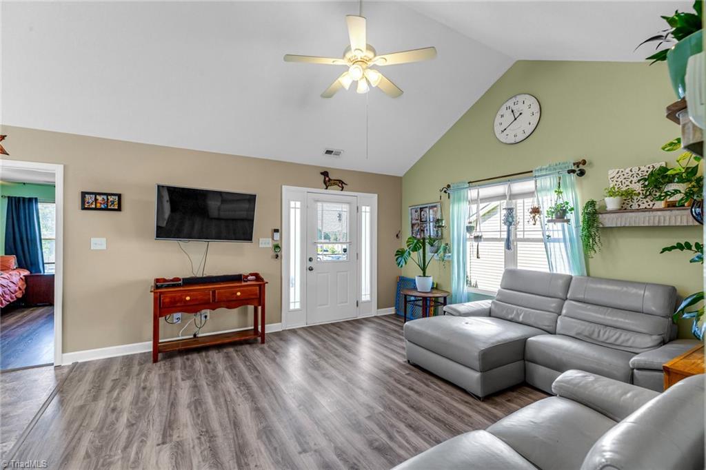 Johnny Knl, Winston Salem, NC 27107 #1
