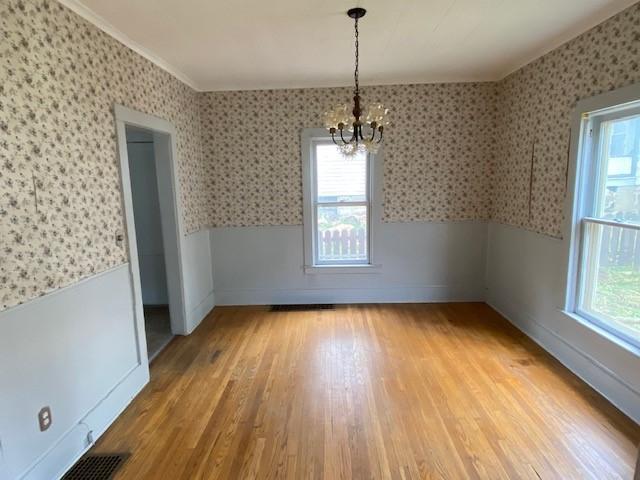 Glenwood St, Warren, PA 16365
