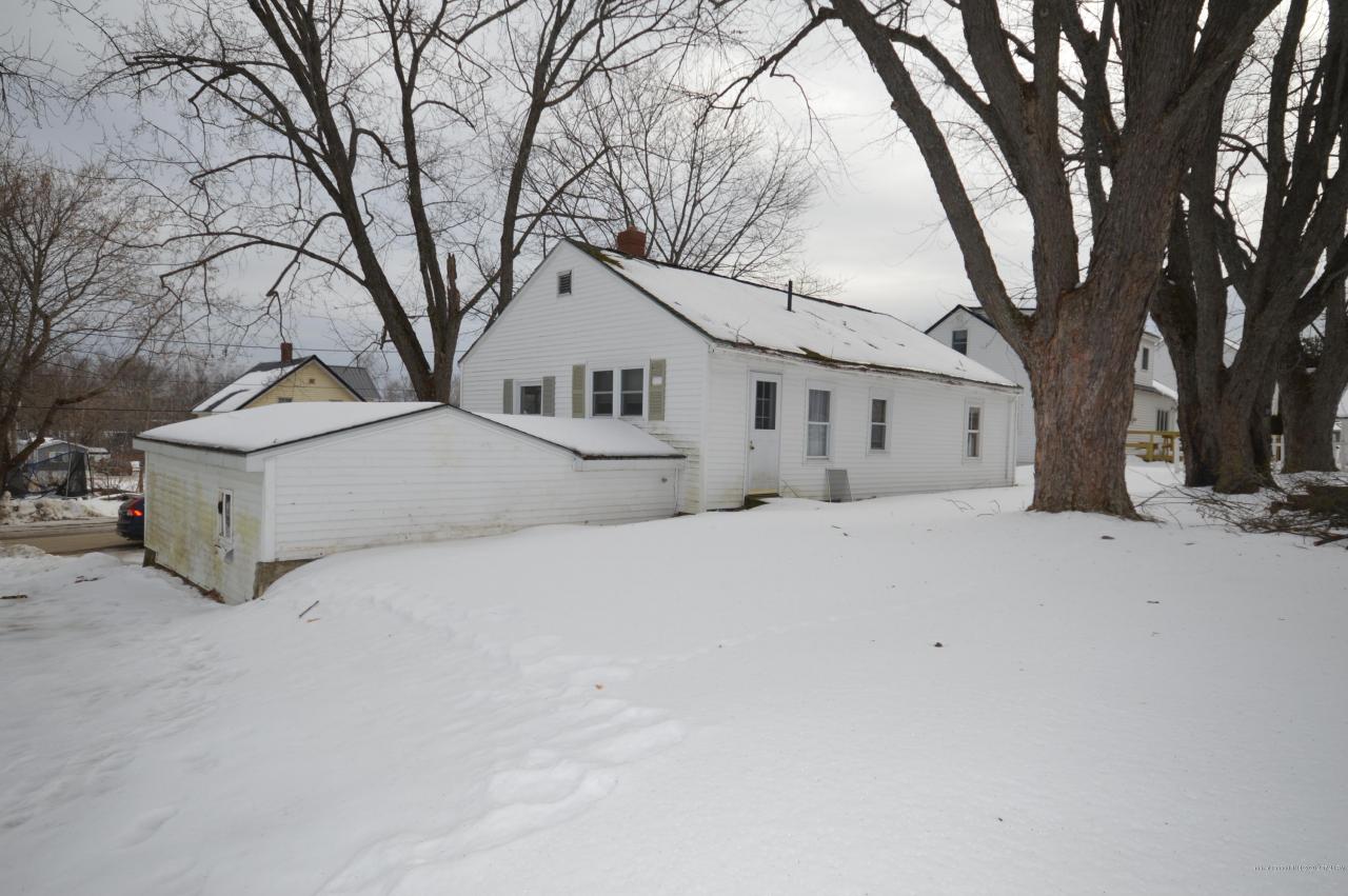 Katahdin Ave, Lincoln, ME 04457