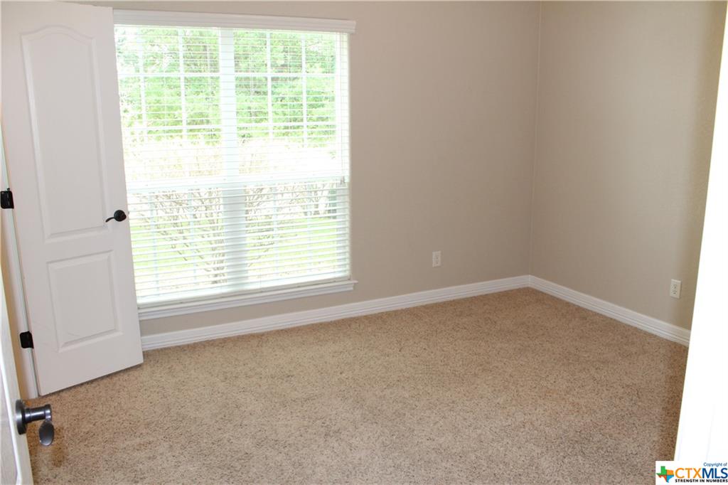 Loblolly Dr, Harker Heights, TX 76548