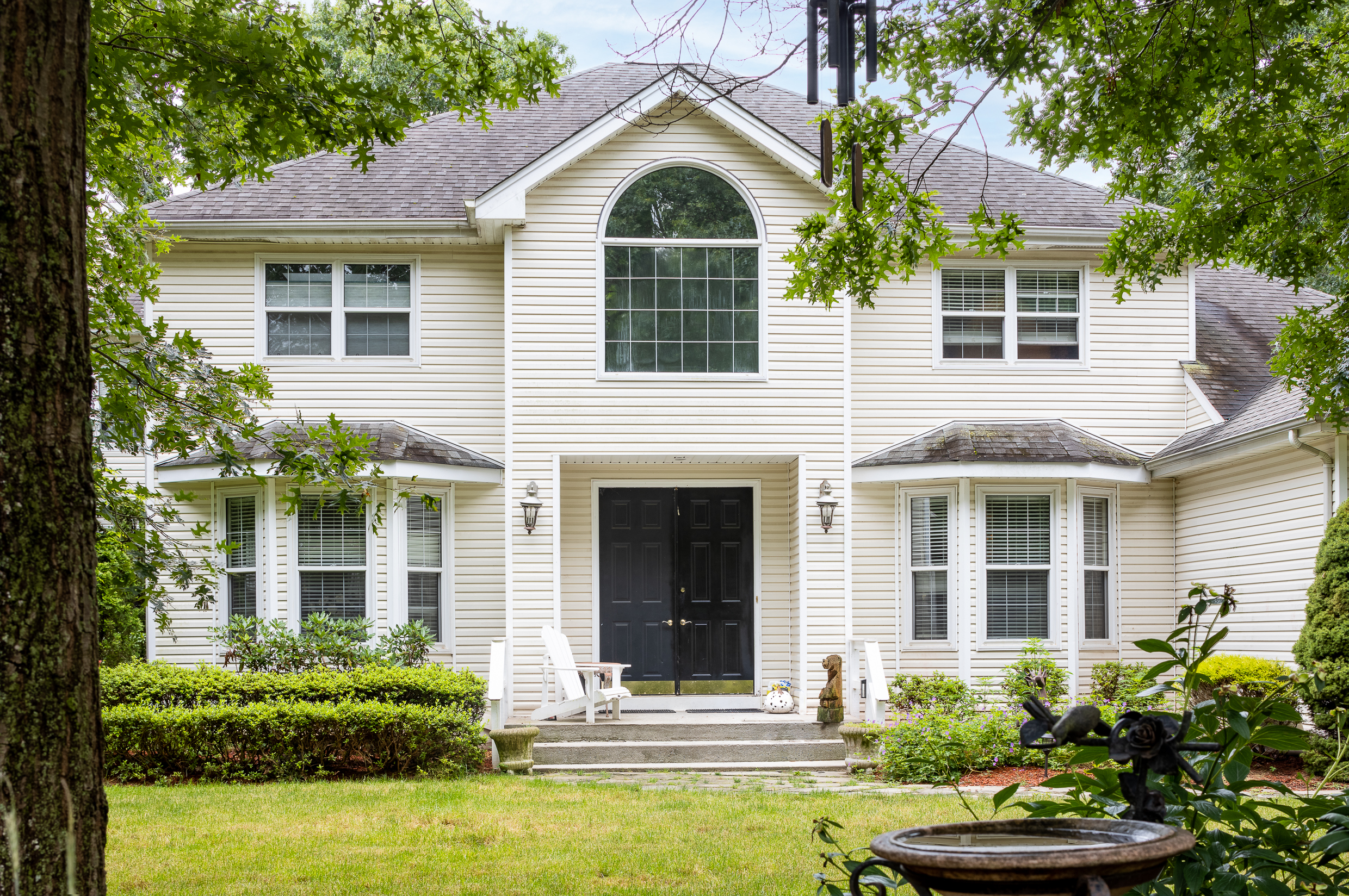 Mariposa Ln, Manorville, NY 11949