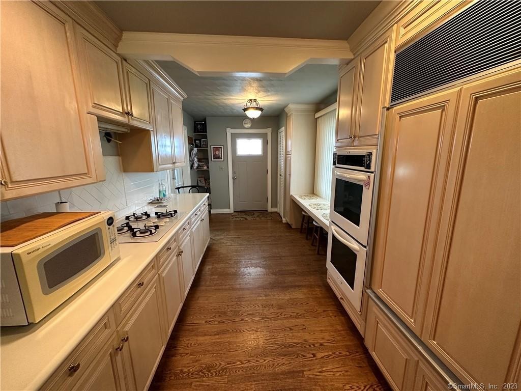 Purdy Rd, Waterbury, CT 06706