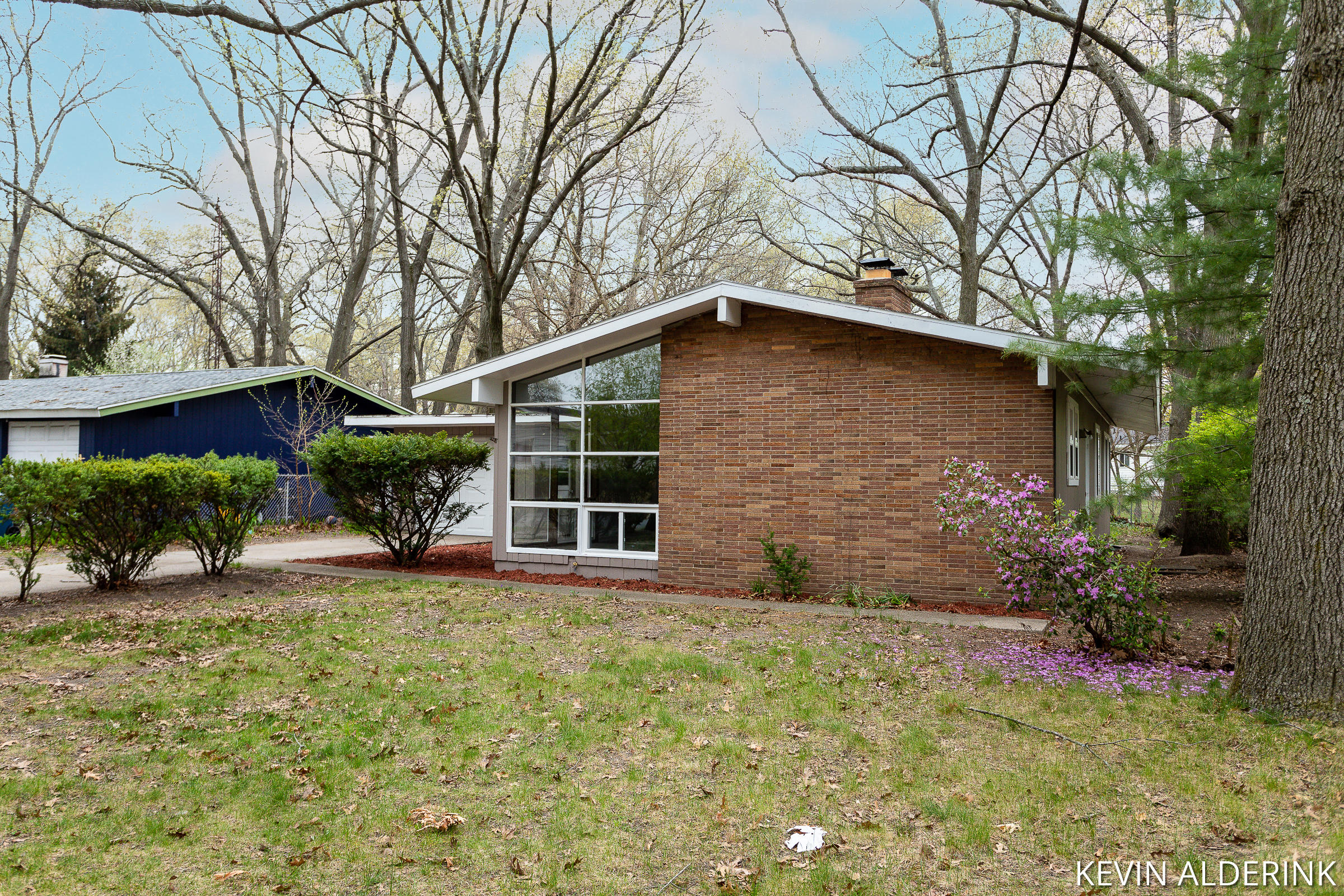 Woodcliffe Dr, Muskegon, MI 49444