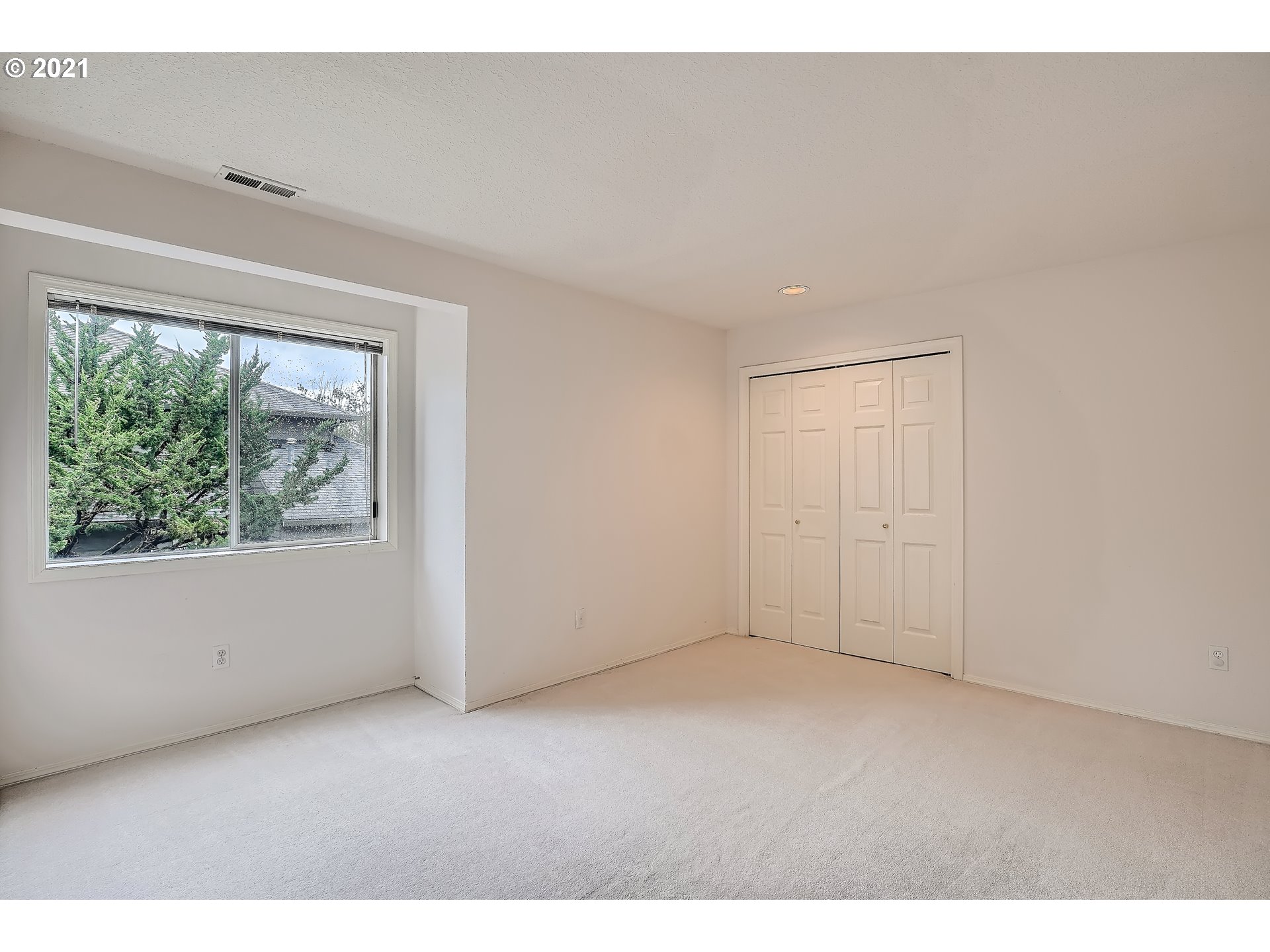 Angus St, Vancouver, WA 98683