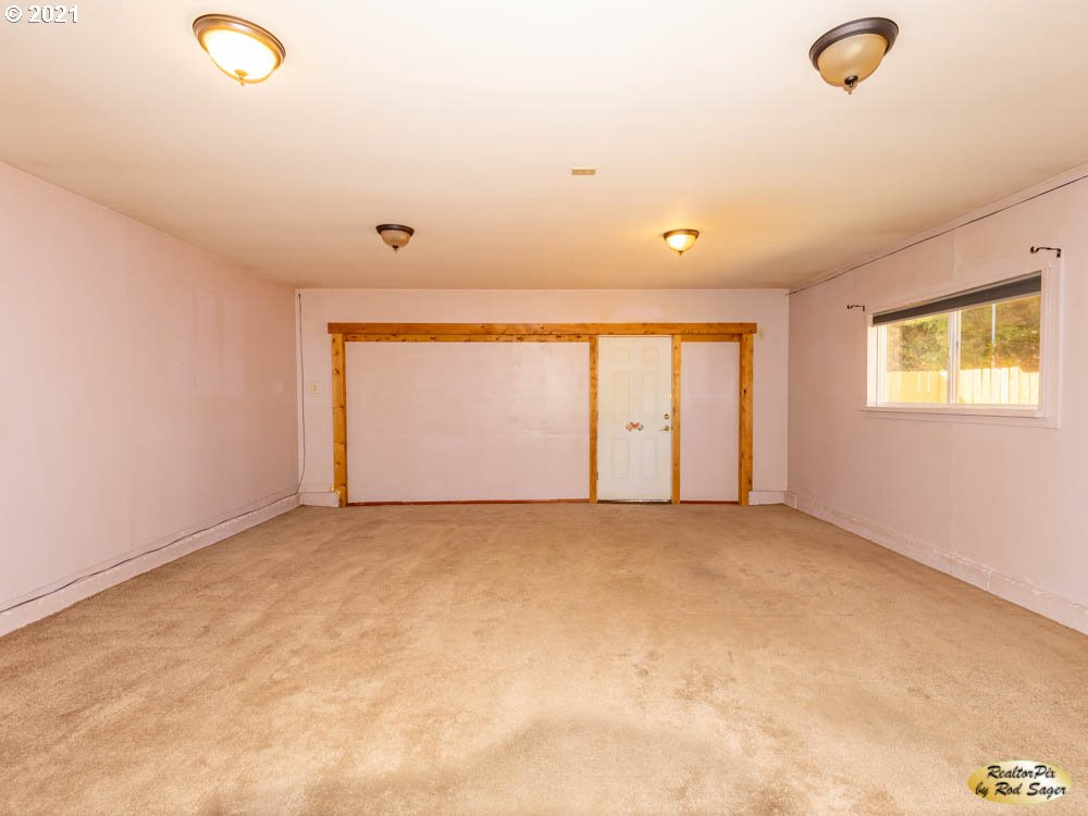 102nd Ave, Vancouver, WA 98662