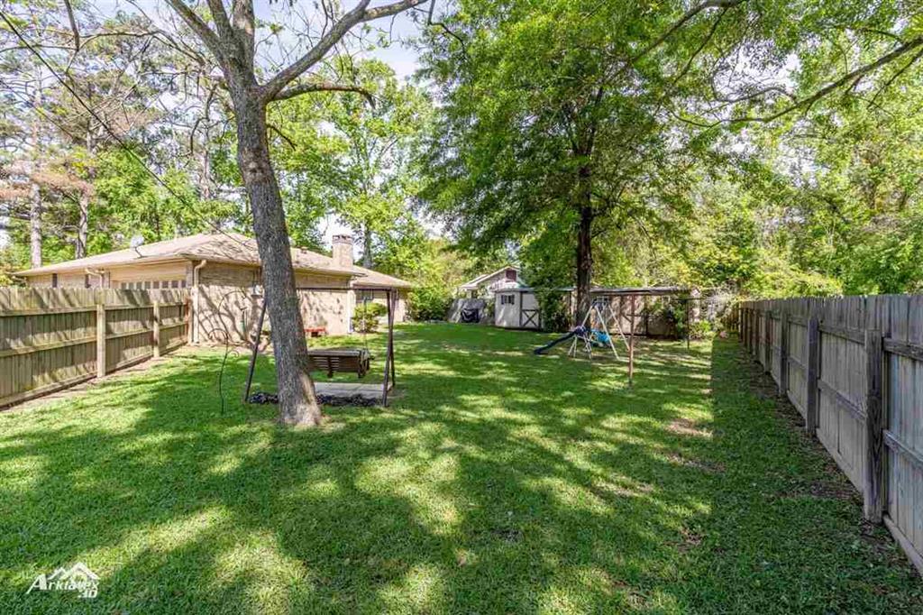 Evenside Ave, Henderson, TX 75654