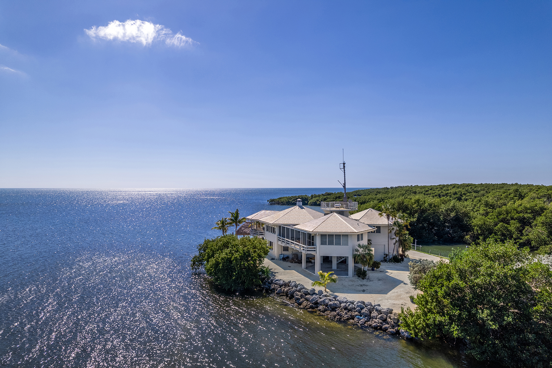 10987 County Road, Key Largo