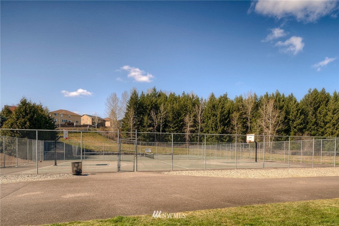 93rd Ave, Puyallup, WA 98375 #1