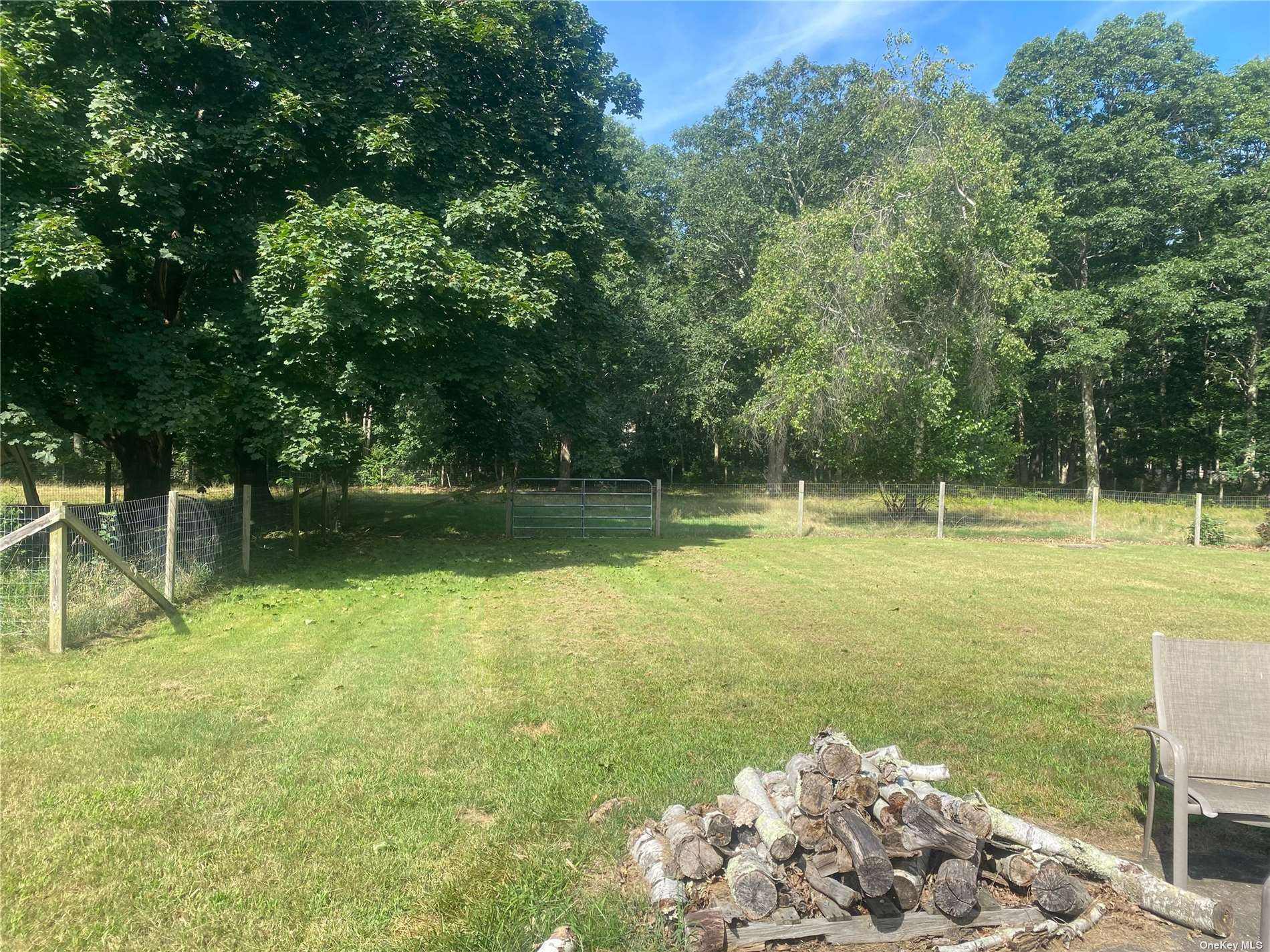Halsey Manor Rd, Manorville, NY 11949 #1