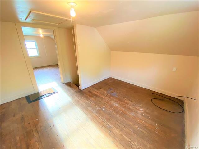 Artwood Dr, Huddleston, VA 24104