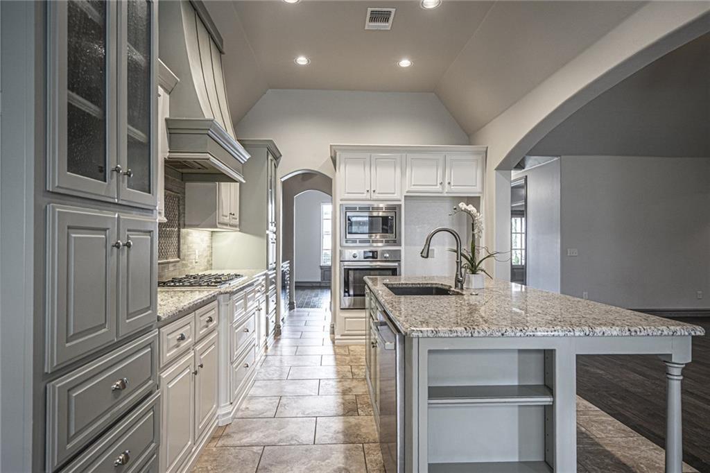 154th St, Edmond, OK 73013 #1