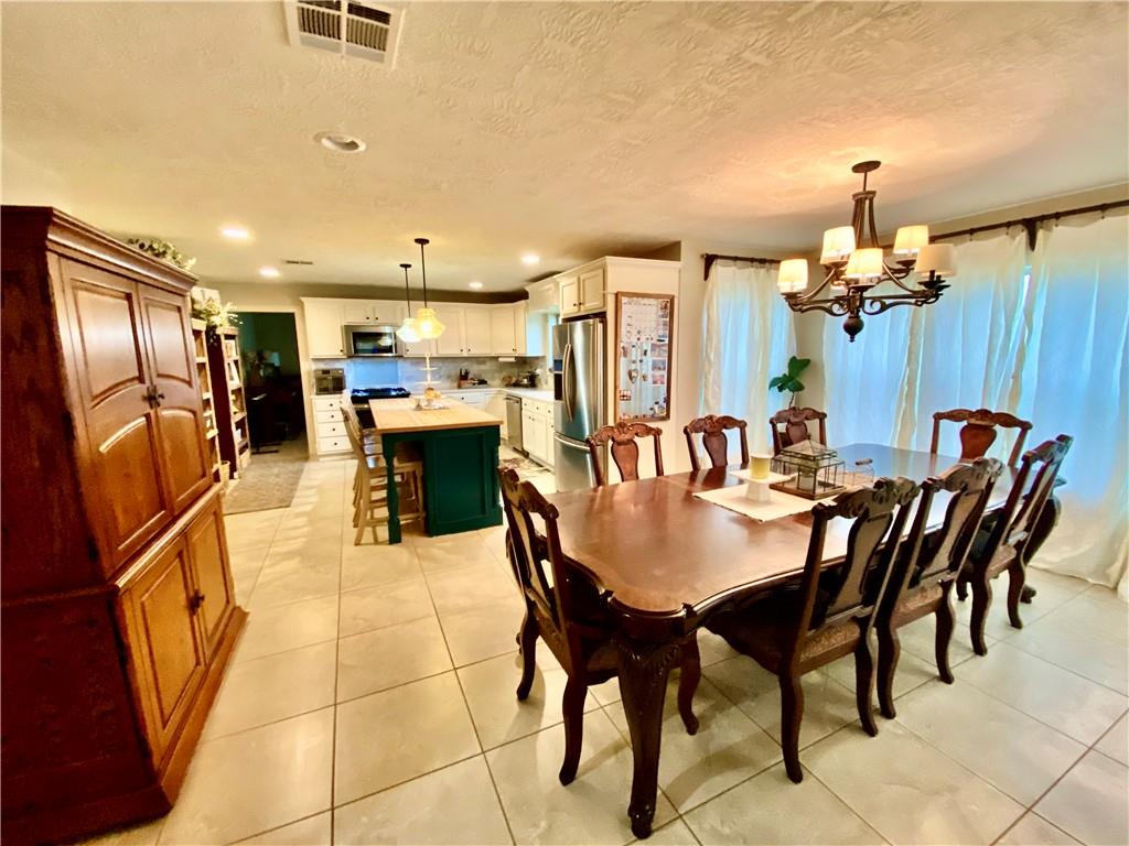Henning Dr, Sulphur, LA 70663