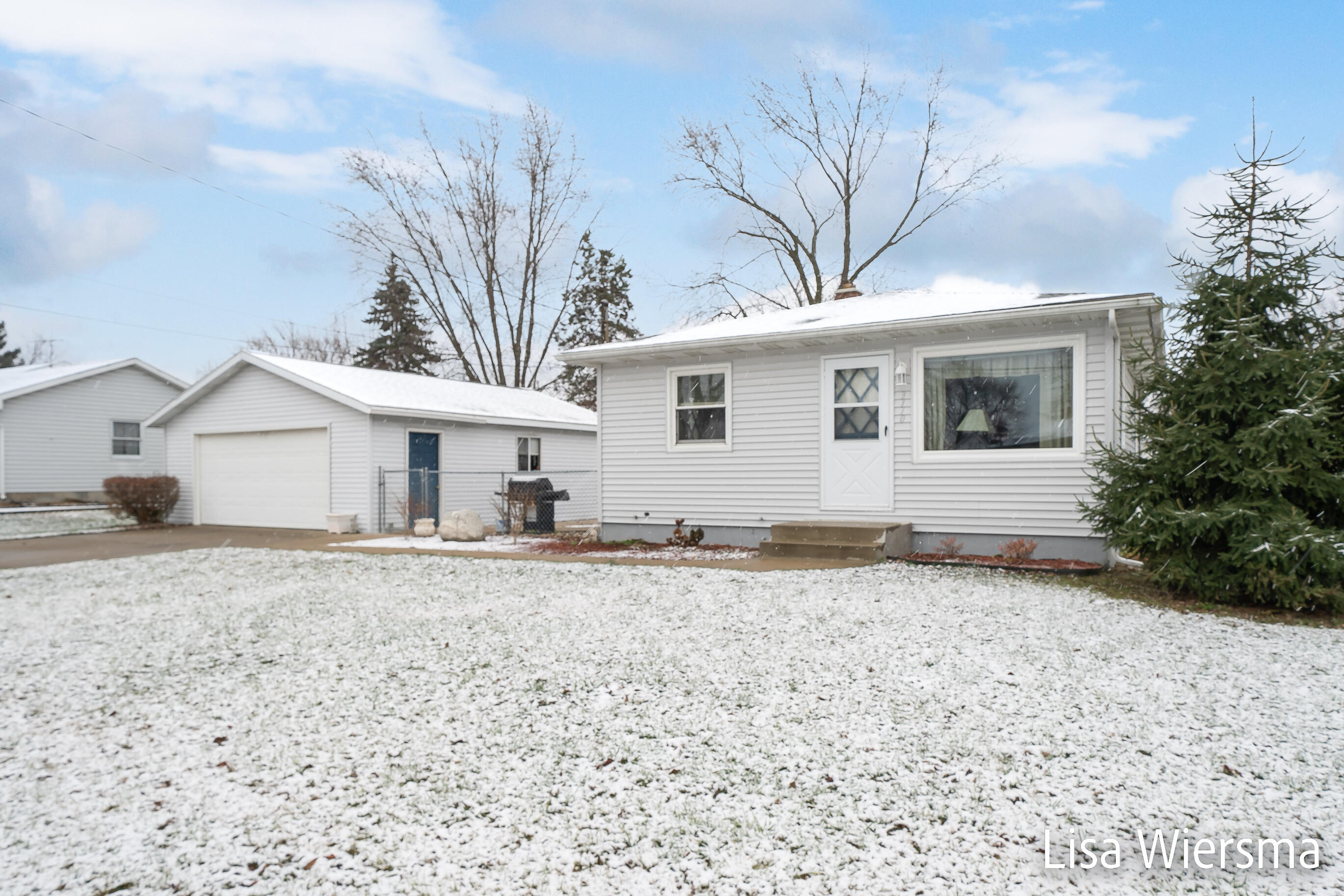 Homewood St, Grandville, MI 49418 #1