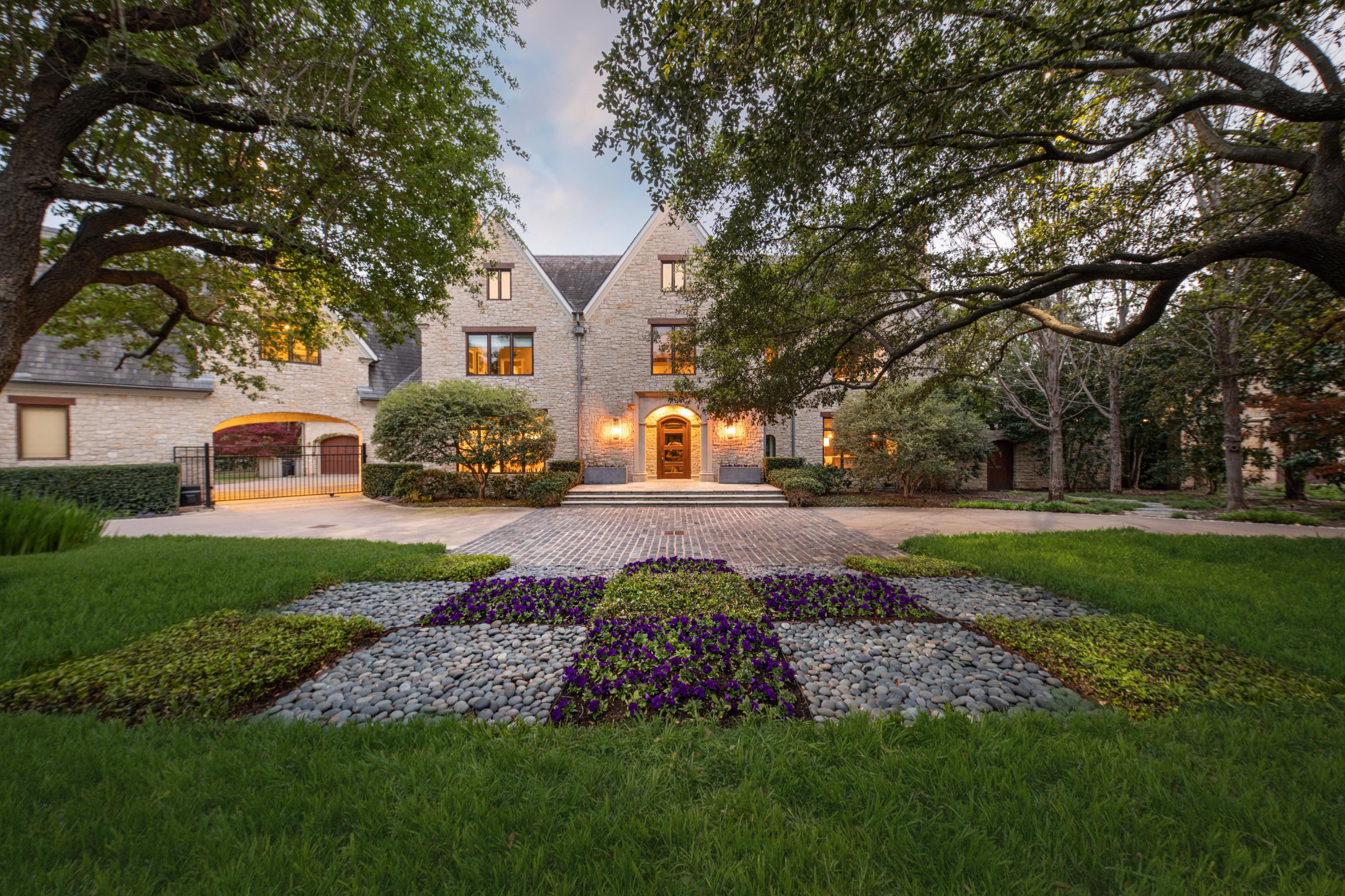 Gorgeous Preston Hollow Estate