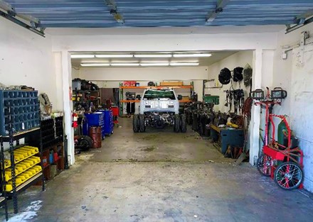 7217 Auto Shop -1