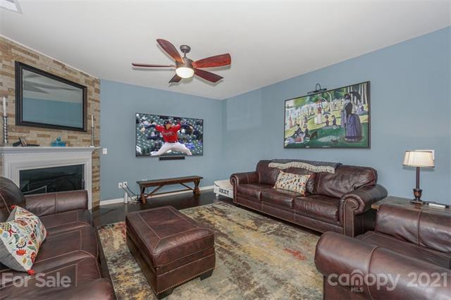 Lassen Ln, Mooresville, NC 28117 #1