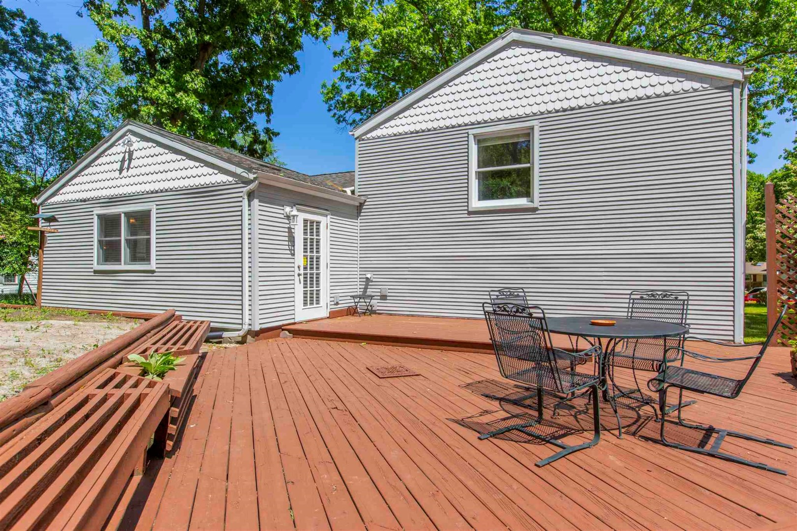 Fernwood Ct, South Bend, IN 46628 #1
