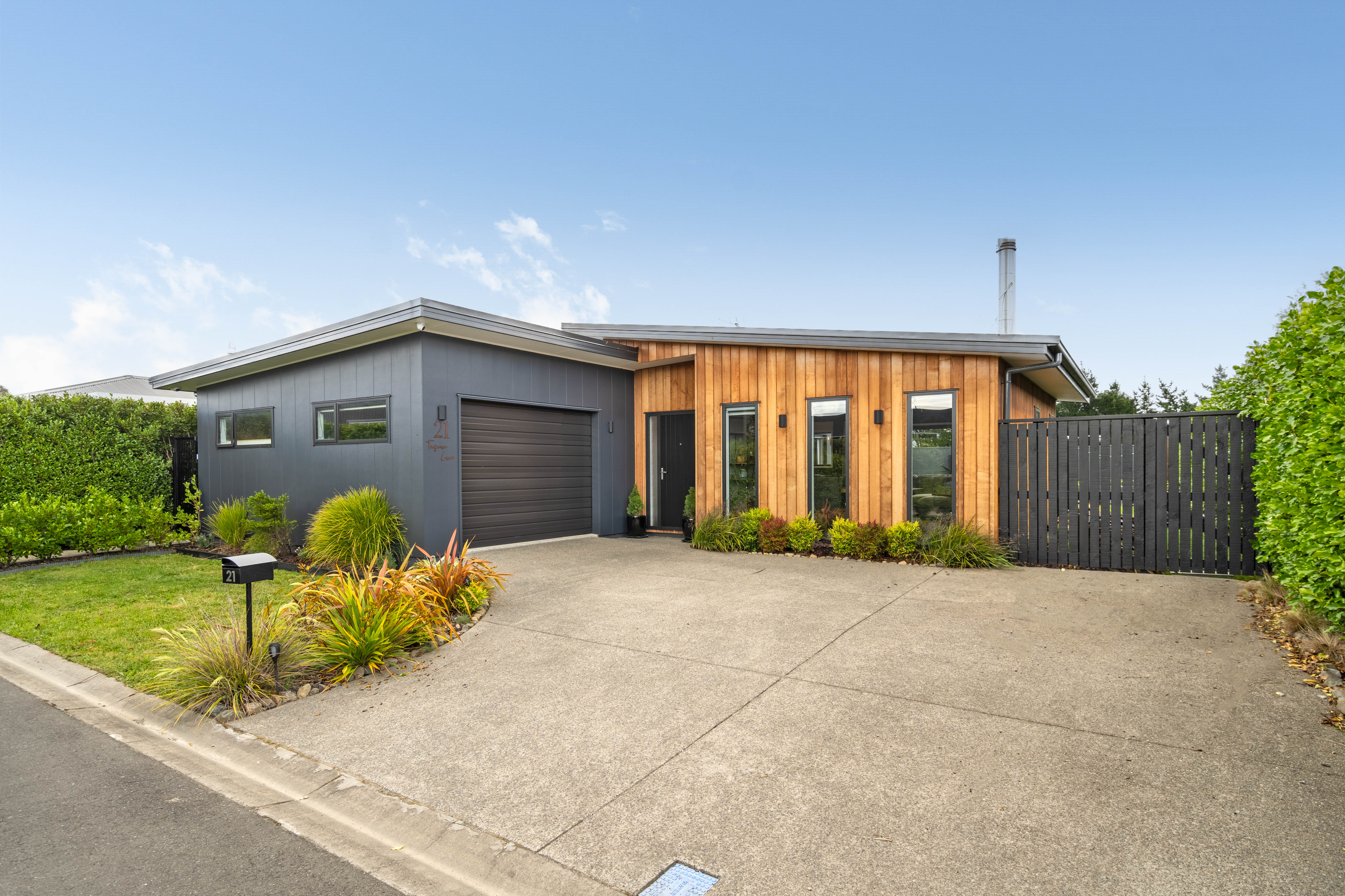 21 Tuscan Lane, Martinborough