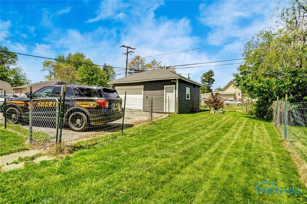 Putnam St, Findlay, OH 45840