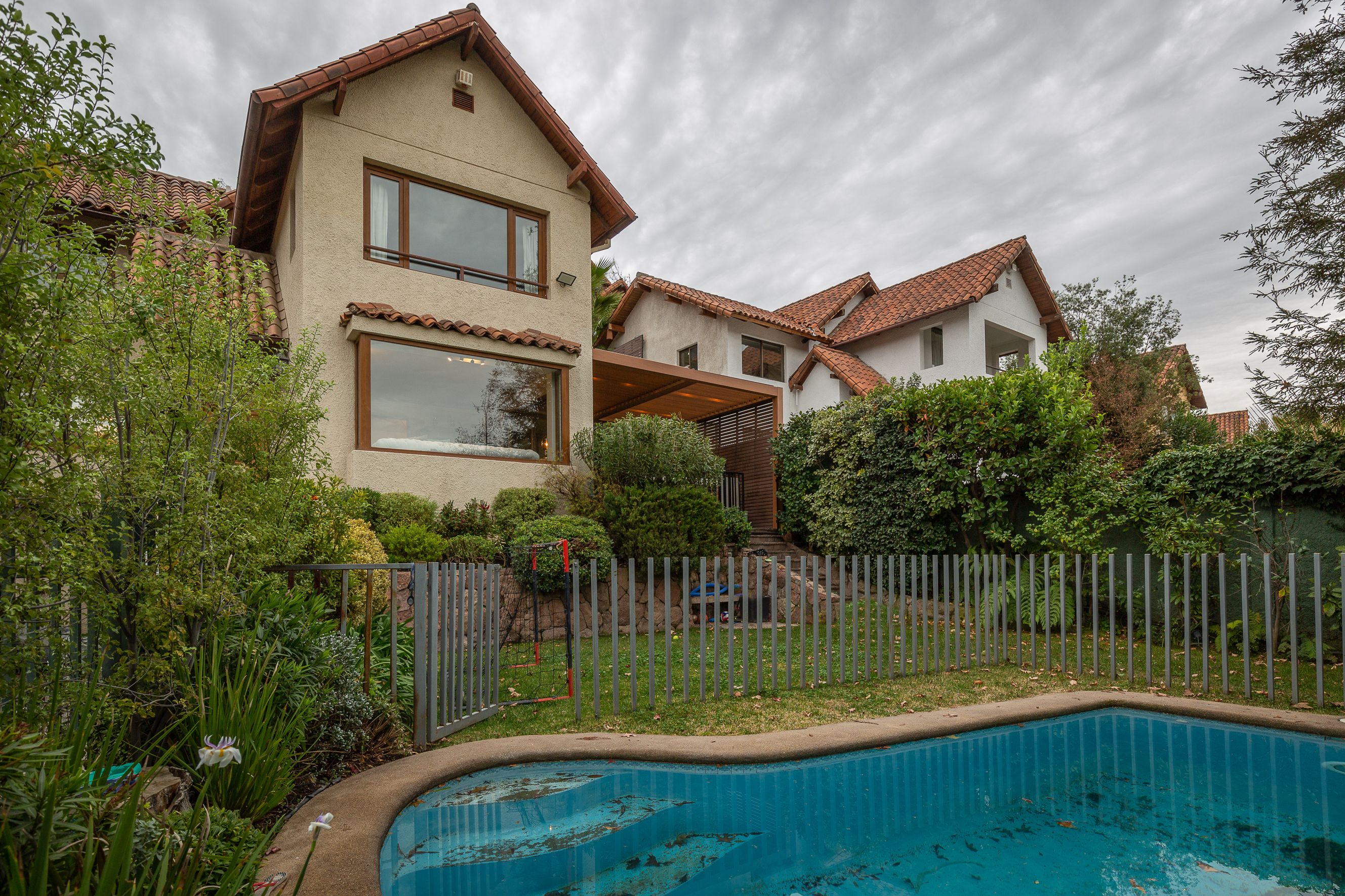 House located in the residential area of La Dehesa