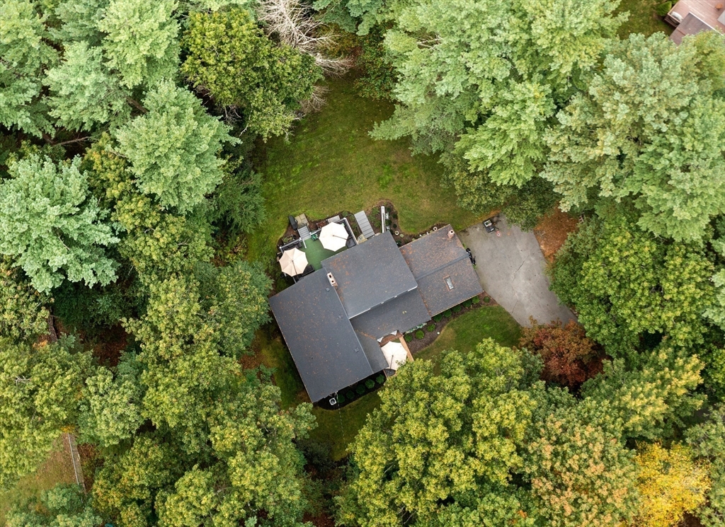 415 Massapoag Ave, Sharon, MA 02067