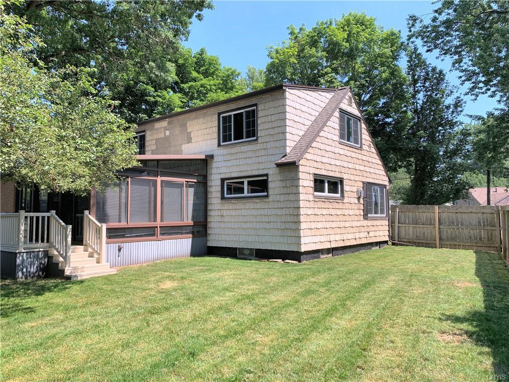 Augusta Dr, Syracuse, NY 13212