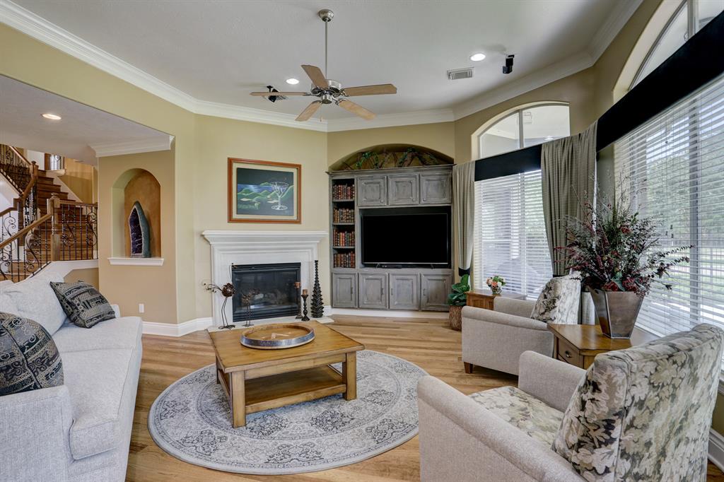 Harvest Bend Ct, Sugar Land, TX 77479