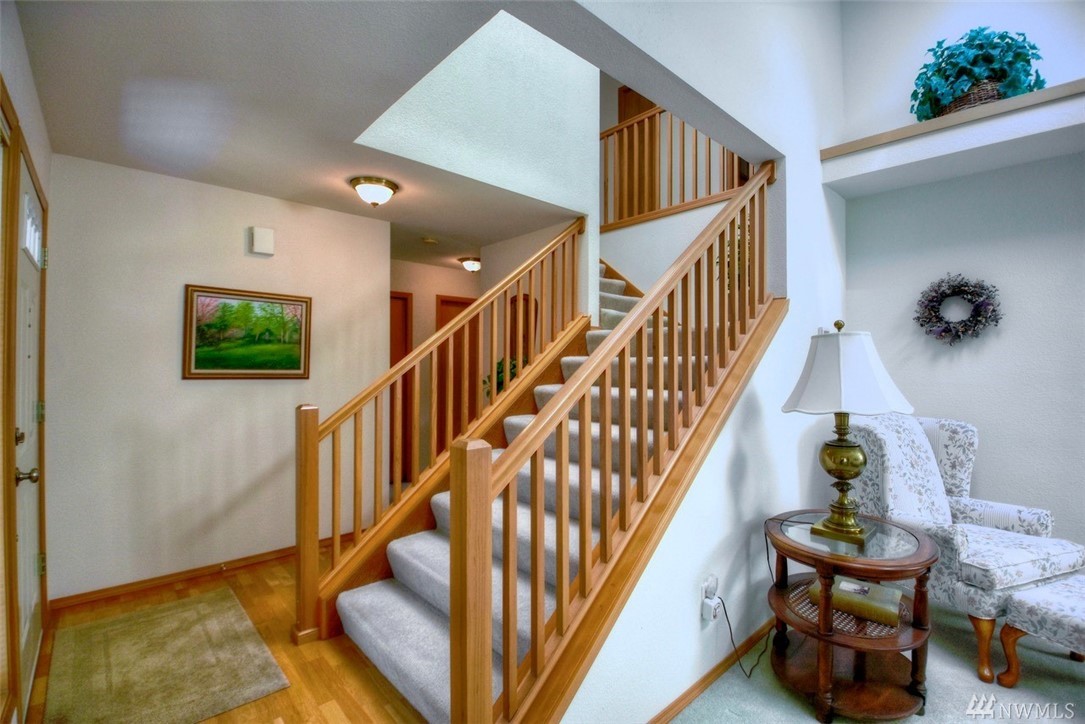 Park Place Loop, Lacey, WA 98503